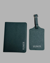 Load image into Gallery viewer, Heirloom Luggage Tag + Passport Holder Emerald
