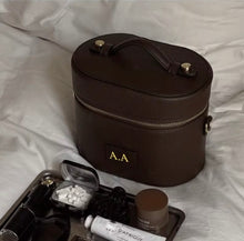 Load image into Gallery viewer, Oval Toiletry Bag - Espresso
