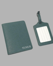 Load image into Gallery viewer, Heirloom Passport Cover  Emerald
