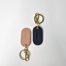 Load image into Gallery viewer, Oval Saffiano Keyring
