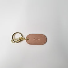 Load image into Gallery viewer, Oval Saffiano Keyring
